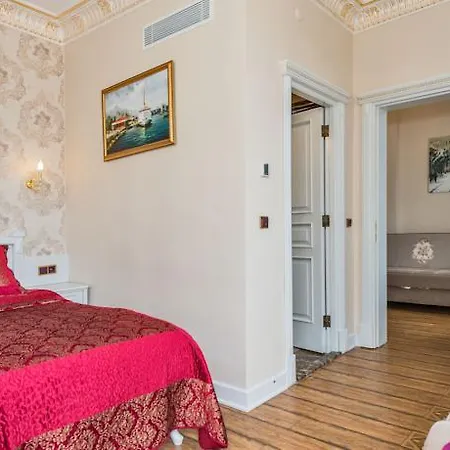 Iq Taksim * Provincia di Istanbul